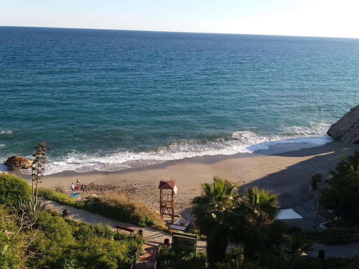 Playa Torrecilla Piscina Centro 2 Habitaciones Nerja Eksteriør bilde