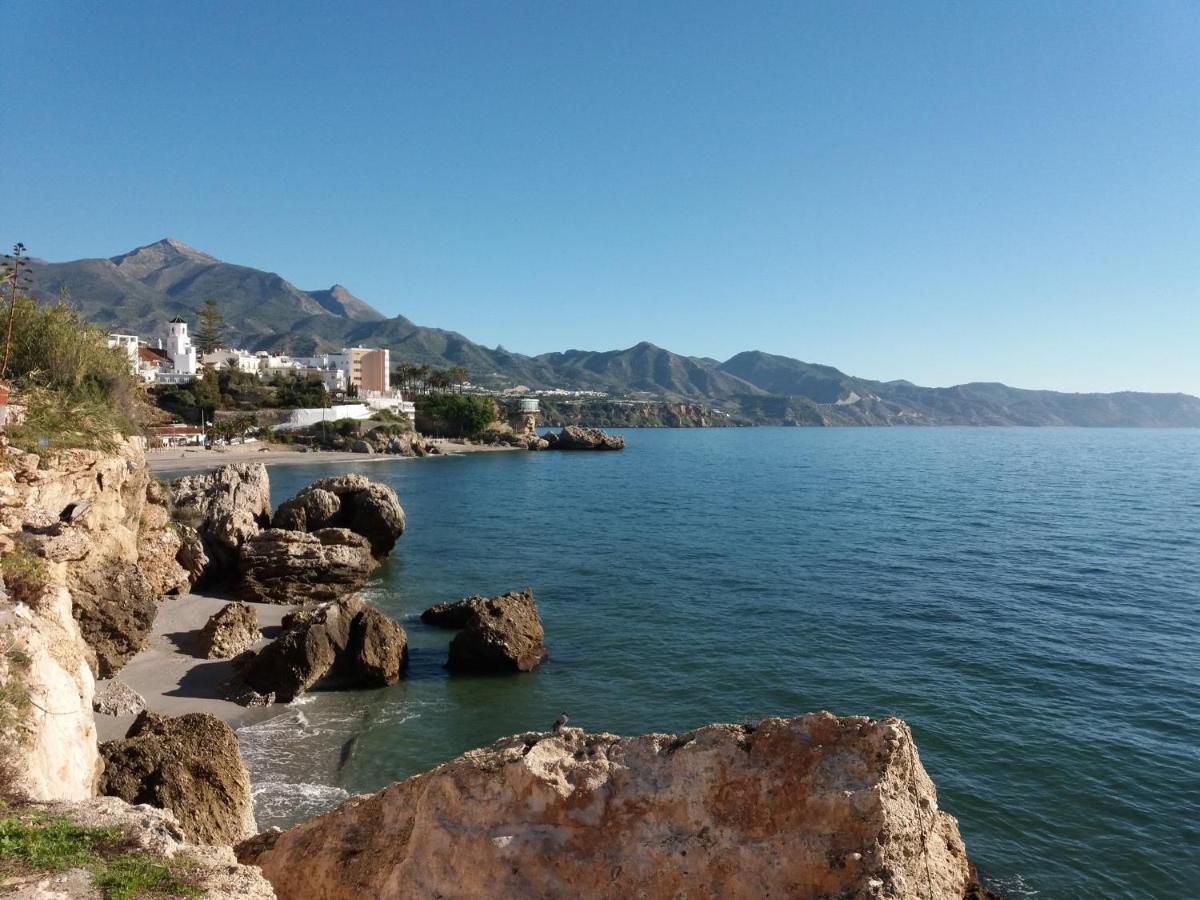 Playa Torrecilla Piscina Centro 2 Habitaciones Nerja Eksteriør bilde